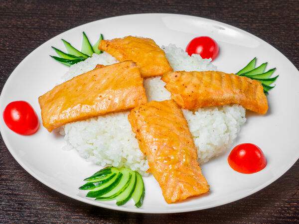 AzianA - Лосось на рисе