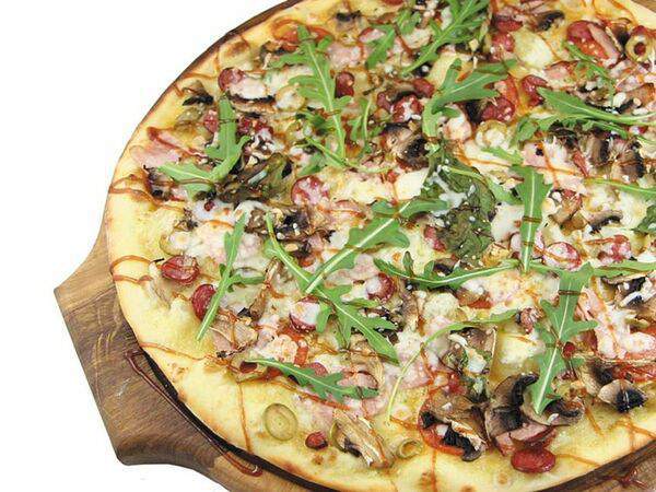 Карлсон - Пицца с венгерскими колбасками