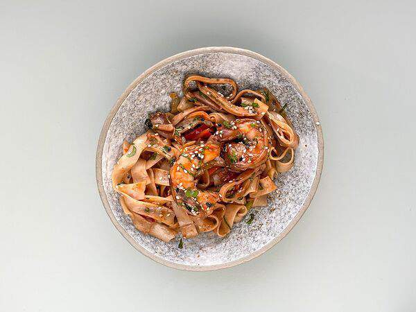 О мой вок! - Рисовая лапша с морепродуктами