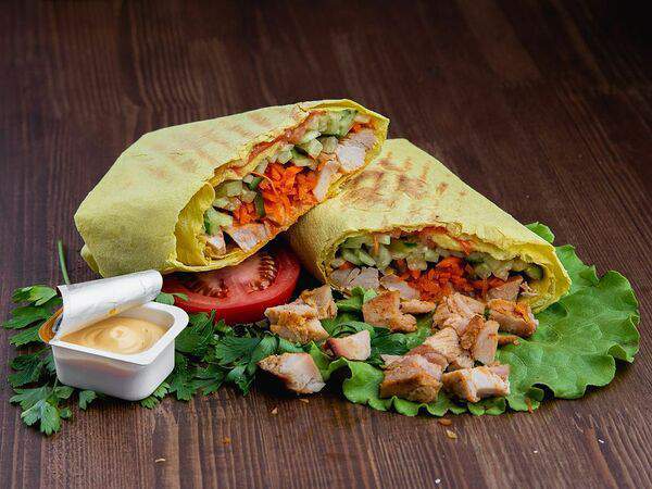 Jam Street Food - Шаурма в сырном лаваше с курицей