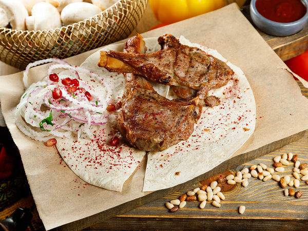 Мангал & гриль - Шашлык из телячьей корейки