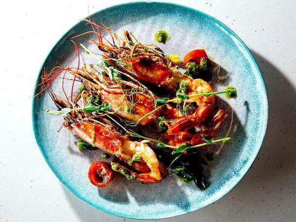 Утесов - Лангустины со шпинатом и домашним песто