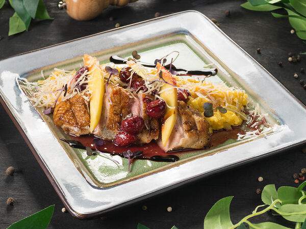 Мята Platinum - Утиная грудка с манговым ризотто