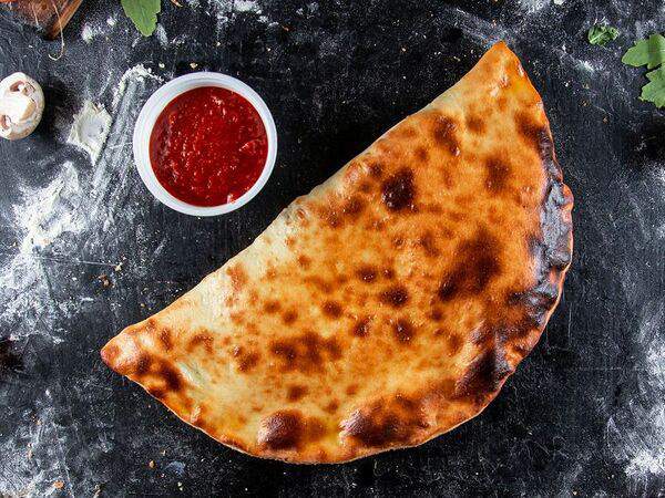 Pizza 32 cm - Кальцоне закрытая пицца