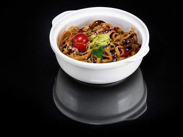 Raymond Rest - Удон с говядиной и овощами