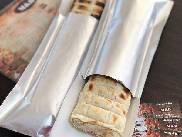 Мангал & Бар - Люля-кебаб куриный в лаваше