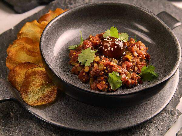 Lava Grill - Тартар с говядиной