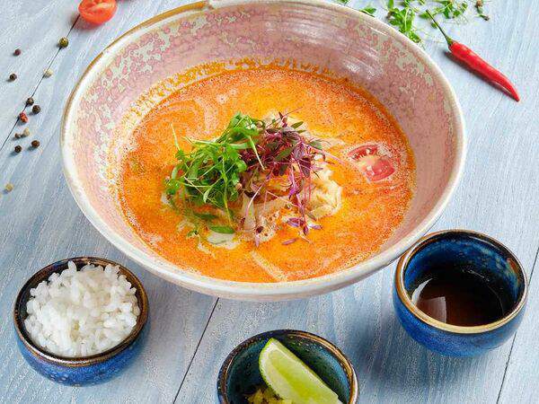 Мархаба - Настоящий тайский суп том-ям с морепродуктами на кокосовом молоке