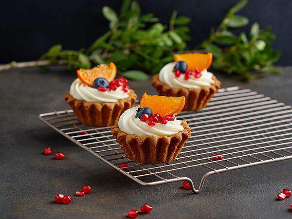 Кондитерская Ежевика - Корзиночка с черникой