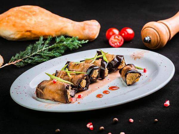 Никала Пиросмани - Рулетики из баклажан с ореховой пастой