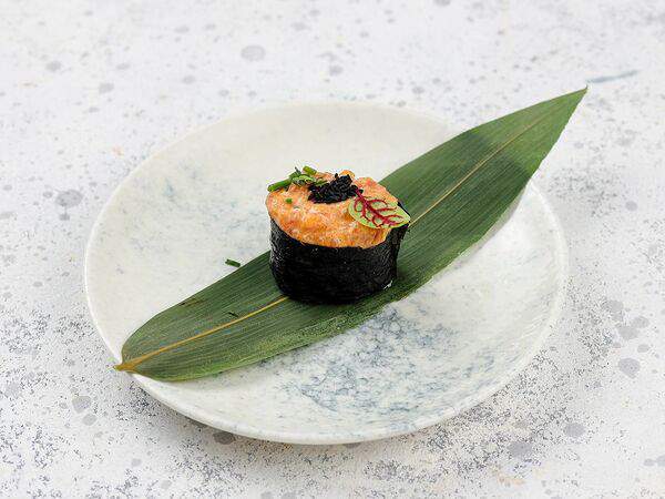 Васаби - Гункан Острый лосось