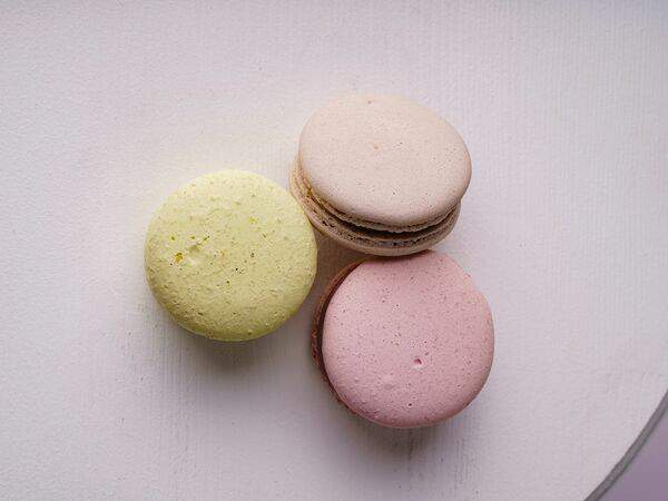 Caramelle Village - Макарони в ассортименте