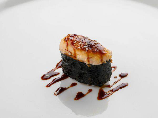 Ресторан Каре - Запеченный гункан с тунцом