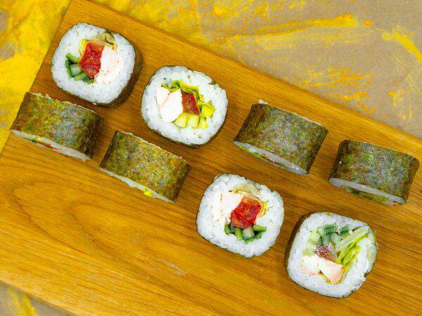 НЕФТЬ еда - Ролл Салат