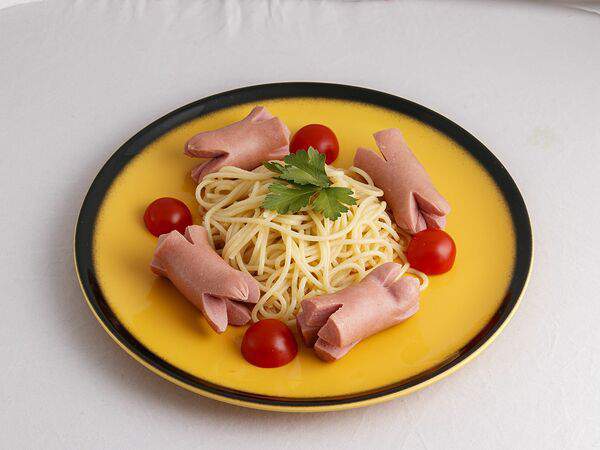 Jager Meet to Eat - Сосиски с макарошками