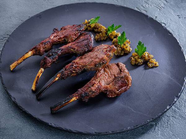 Чайхона №1 Братьев Васильчуков - Каре ягненка с соусом бринджал