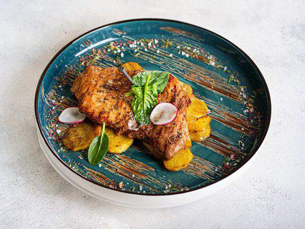 Bierloga - Кусок свинины на гвозде