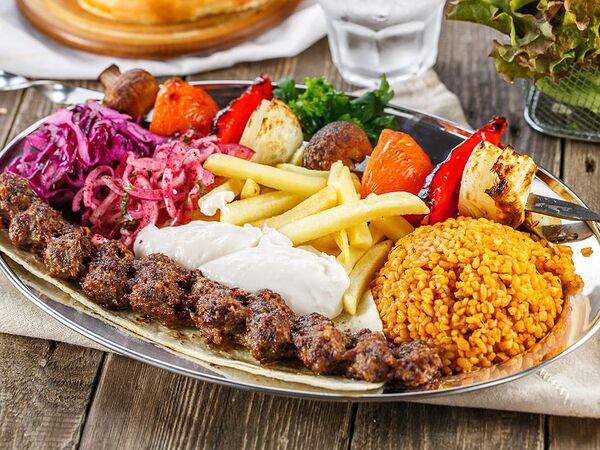 Дуду Кебаб Хауз - Люля-кебаб с овощами-гриль