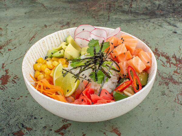 Гастроном - Азиатская закуска с лососем и авокадо