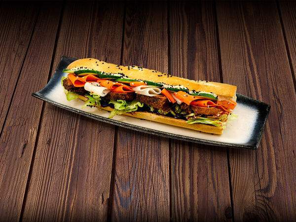 Тук-тук панда - Бань Ми с копчёным тофу