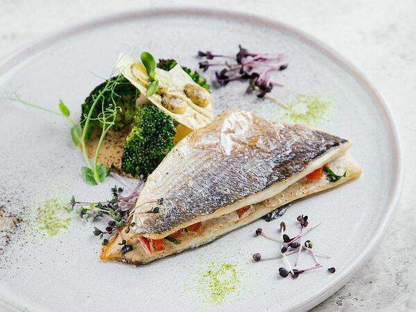 Forno rosso - Дорада с брокколи