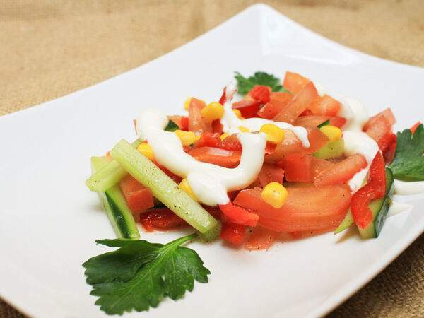 Кафе вегетарианской кухни Радхика - Салат Майя