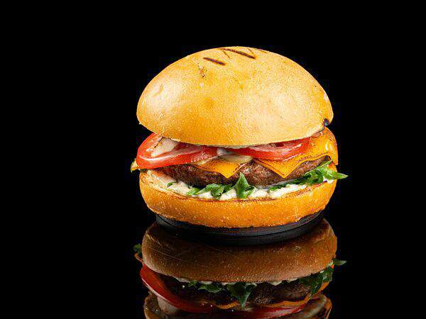 Café Brasserie - Бургер с халапеньо