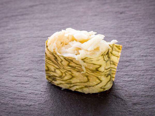 Цветение Сакуры - Суши Хоккайдо гункан с крабом