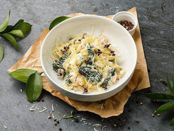 Вэлфед - Паста с лососем и шпинатом