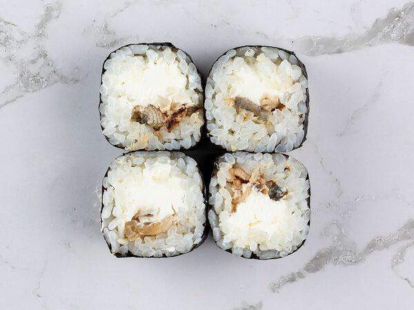 Васаби - Ролл с угрем и сливочным сыром