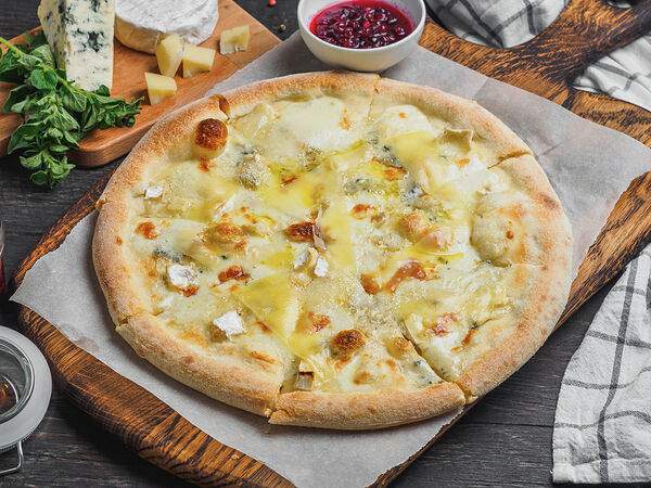 Хорошим людям - Пиццета Четыре сыра