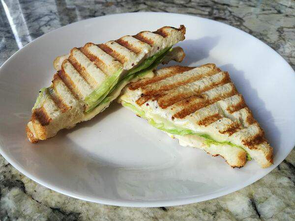 Xo coffee - Сэндвич с куриной грудкой и сыром