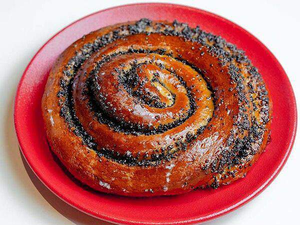 The Bun - Рулет с маком