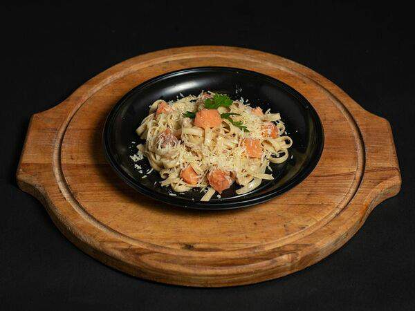 Likeat - Сливочный удон с лососем