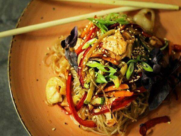 Boss Krevetos - Фунчоза с морепродуктами