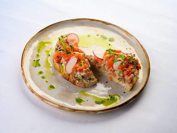 Vitae Healthy Food - Брускетта с лососем