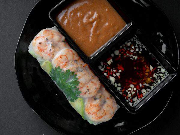 Joly Woo - Спринг-ролл с креветками