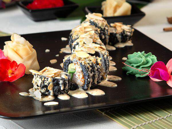 Чентуриппе - Блэк Ролл с миндалем