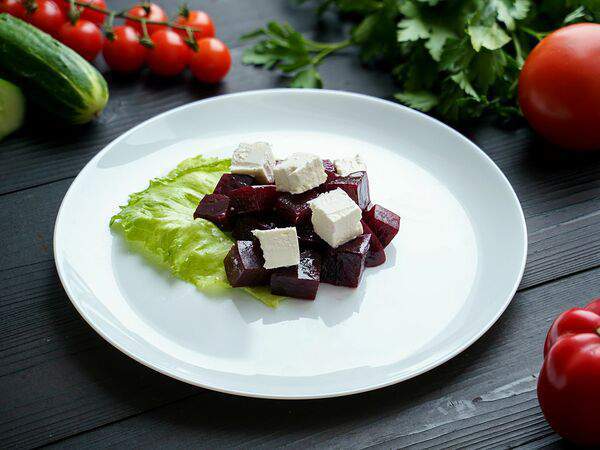 Готовим за вас - Салат из свёклы с сыром фета