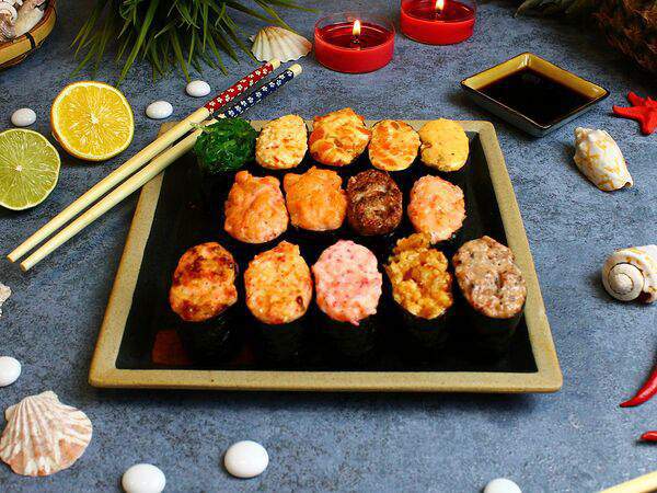 Может суши - Сет из Гунканов