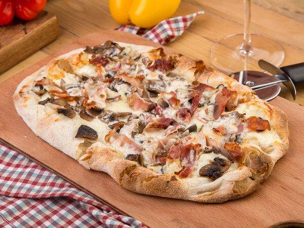 Pinzeria by Bontempi - Пинца Шпек и трюфель