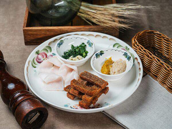 На Глинках - Гренки ржаные с домашним салом