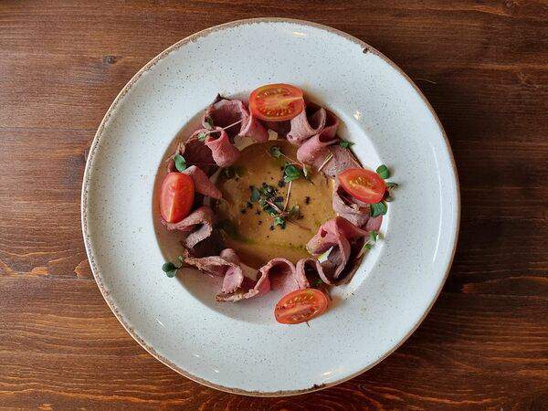 Театральный буфетъ - Ростбиф из мраморной говядины с кунжутным соусом