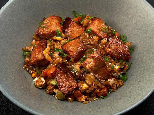 Ramen & Wok - Wok рис со свининой