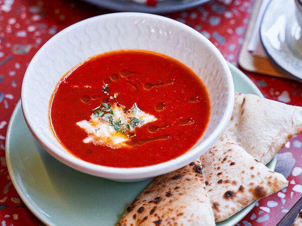 Пиццерия 22 сантиметра - Томатный суп с моцареллой