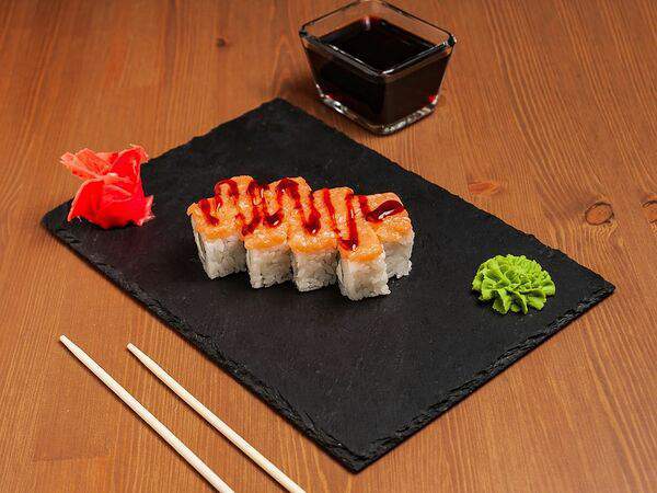 Фуджиями - Ролл с рубленым лососем