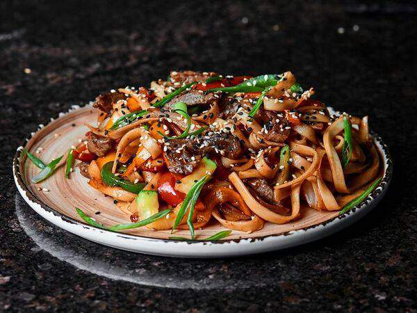 Rocket Pizza - Вок с говядиной