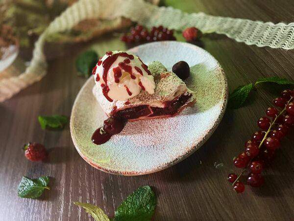 Art Lounge - Вишневый штрудель