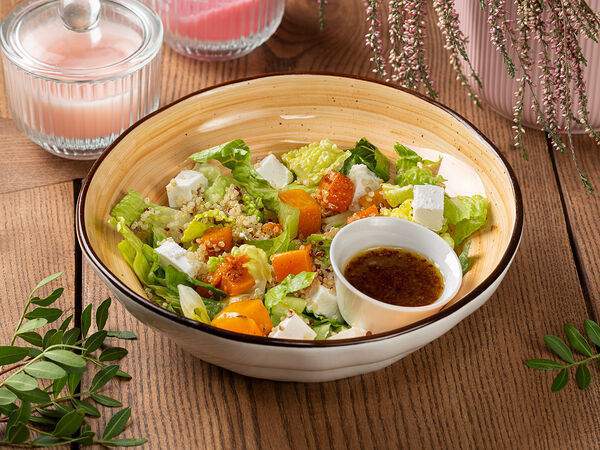 Clearbarn - Салат с тыквой и киноа