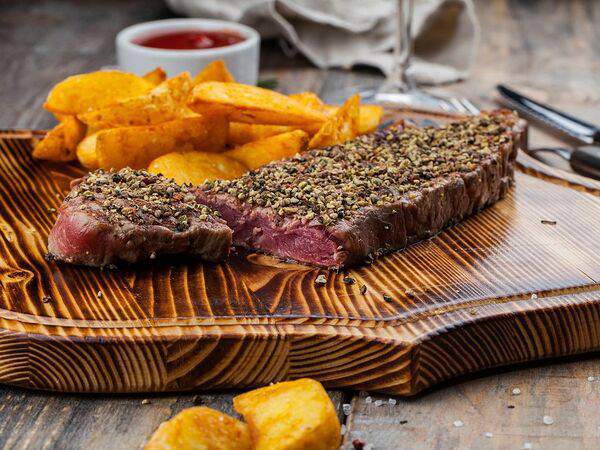 Grizzly Bar - Стейк Пеппер